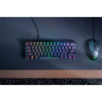 کیبورد گیمینگ ریزر مدل RAZER HUNTSMAN MINI LINEAR OPTICAL SWITCH