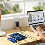 شارژر دیواری 140 وات بیسوس مدل BASEUS GAN5 PRO FAST CHARGER 2C+U 140W EU